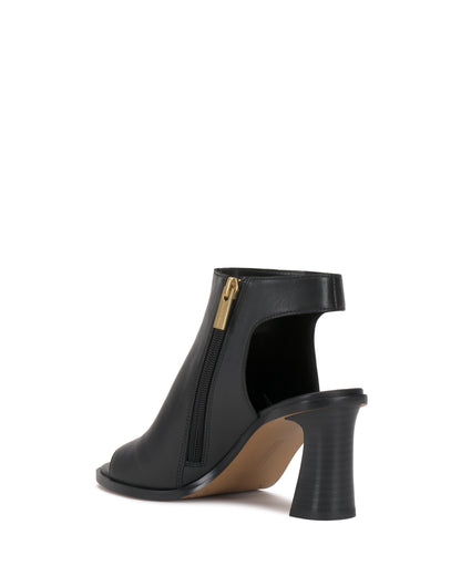 Vince Camuto Rimdia Sandal Black Leather