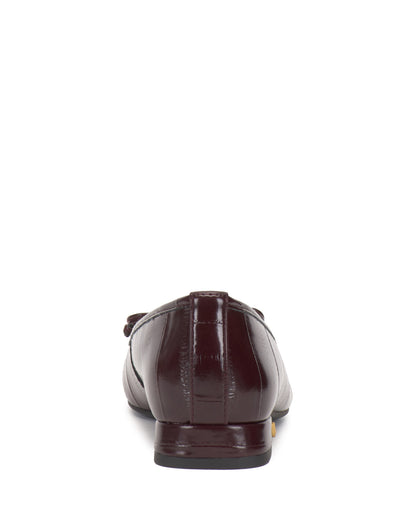 Vince Camuto Jenlea Ballet Flat Pomegranate Red