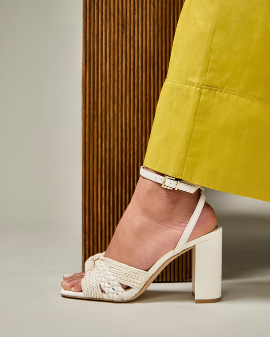 Vince Camuto Hanlea Sandal Coconut Cream