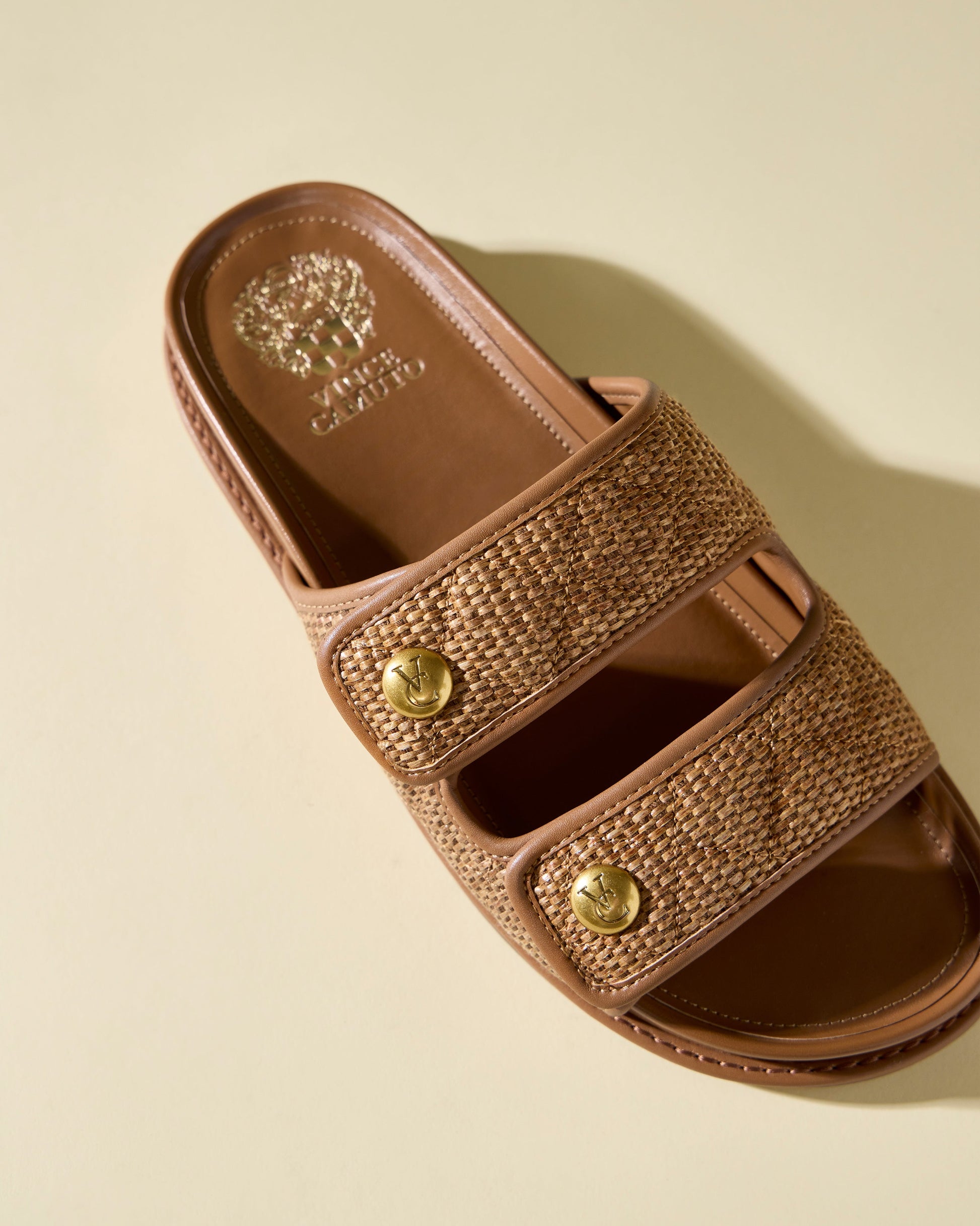 Vince Camuto Graysin Slide Golden Walnut