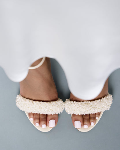 Vince Camuto Arleem Sandal Milk Satin