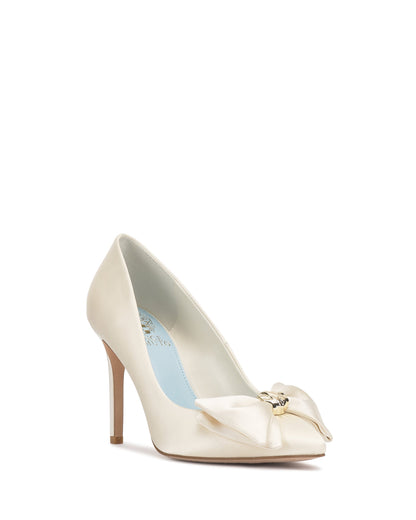 Vince Camuto Haylez Pump Milk Satin